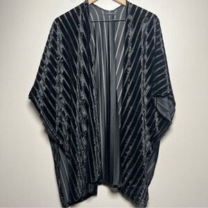 Do Everything in Love Women Kimono Black Velvet One Size Whymsigoth Dark Romanti